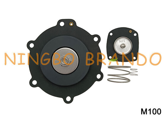 Pour les appareils de traitement des eaux usées, le débit d'air doit être supérieur ou égal à: